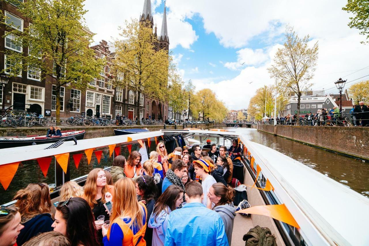 The Esn Kingsday Campsite Amsterdam Bagian luar foto