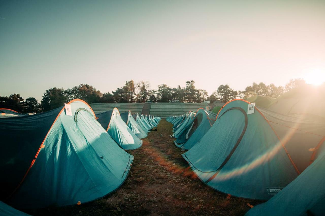 The Esn Kingsday Campsite Amsterdam Bagian luar foto